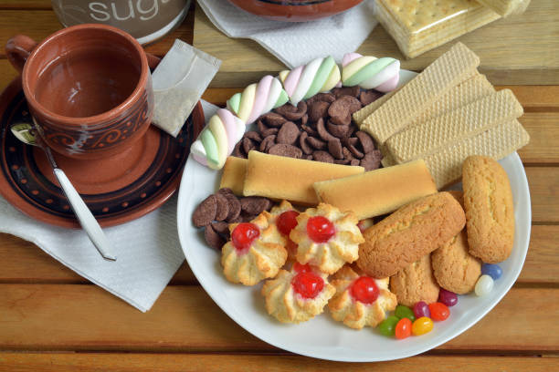 istock you and cookies 663265530