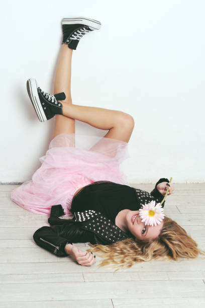 istock pretty trendy girl 663352658