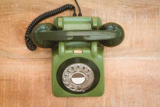 istock View of an old phone 663673398