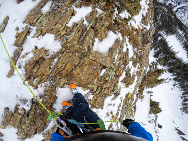esquí alpinismo rappel - skiing colorado sawatch range usa fotografías e imágenes de stock