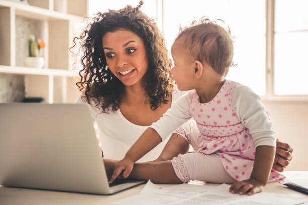 istock Mom and baby 663838228