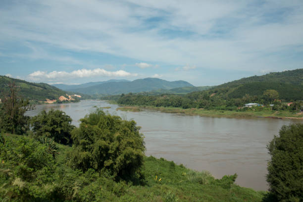 istock THAILAND CHIANG RAI CHIANG KHONG MEKONG RIVER 663859894