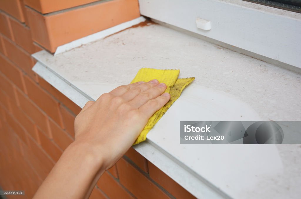 https://media.istockphoto.com/id/663870724/photo/window-sill-cleaning-from-dust-cleaning-your-windows-and-window-sills-avoid-white-color-in.jpg?s=1024x1024&w=is&k=20&c=yBTVU713JB-Dc4DAjMB7skzmpUByCvo_GQo6y8W5j0Y=