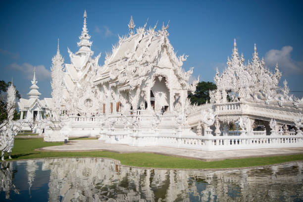 istock THAILAND CHIANG RAI WAT RONG KHUN WHITE TEMPLE 663951640