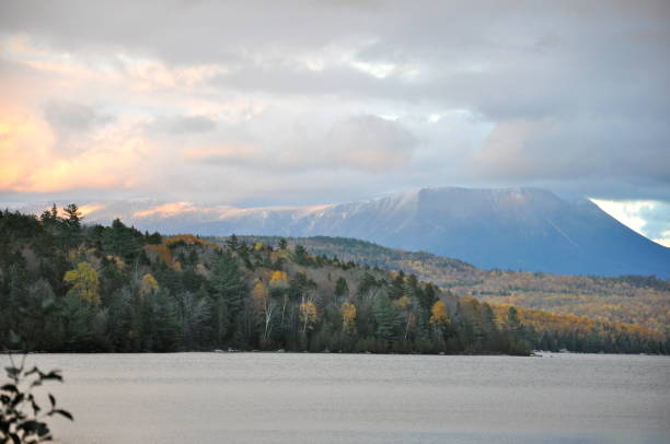 monte katahdin - mt katahdin fotografías e imágenes de stock