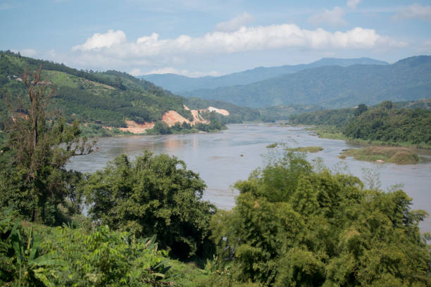 istock THAILAND CHIANG RAI CHIANG KHONG MEKONG RIVER 663977580