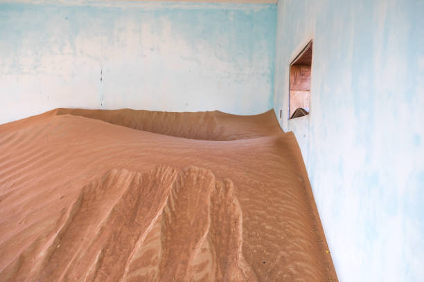 istock Abandoned ghost village in Arabian desert. 663984420