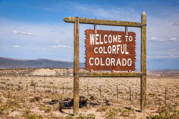 istock welcome to Colorado roadside sign 663984680