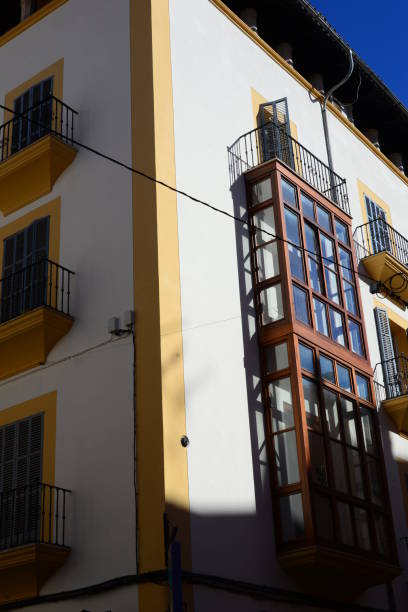 istock House facades / city views in Mallorca - Spain 664008014