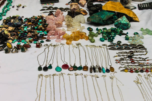 istock Handcraft Jewelery 664023476