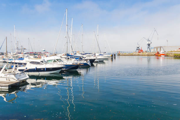istock Yachts moored in Vilagarcia de Arousa harbor 664037142
