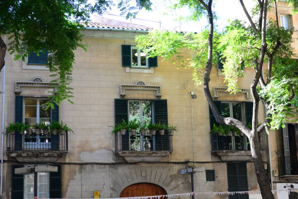 istock House facades / city views in Mallorca - Spain 664046810