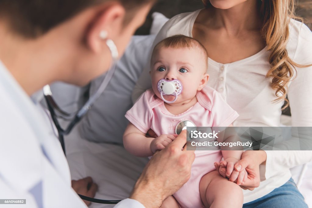 Baby in der Kinderärzte - Lizenzfrei Baby Stock-Foto