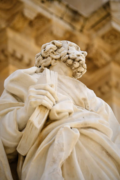 istock Duomo Syracuse, close-up of front statue 664074924