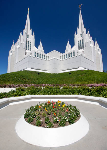 istock Mormon temple with flower bed 664147776