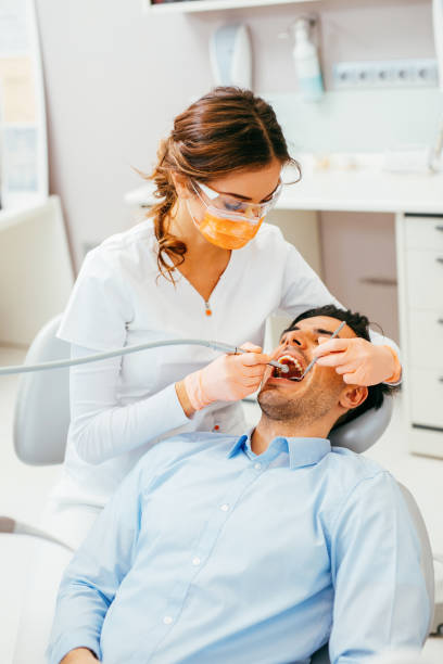 istock Dental cavity removal 664232534