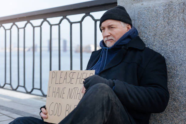 istock Man in years holding hands on knees 664255294