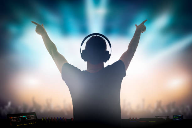 istock Charismatic disc jockey at the turntable. 664304610