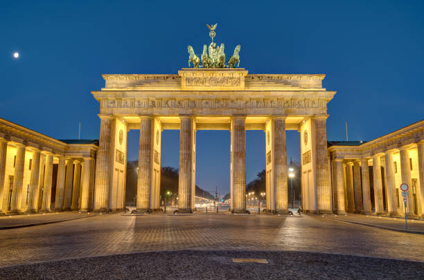 istock The Brandenburg Gate in Berlin at night 664356222