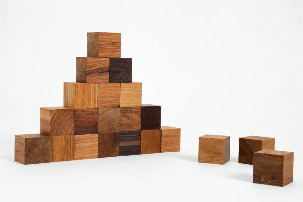 Wooden block Wooden block 倒れる stock pictures, royalty-free photos & images
