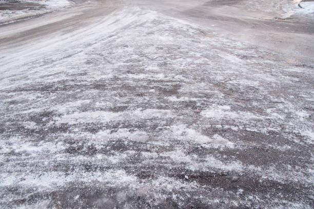 istock Icy road in a winter's day 664406292