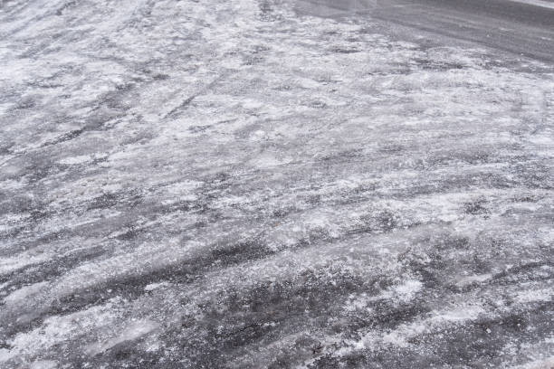 istock Icy road in a winter's day 664406314