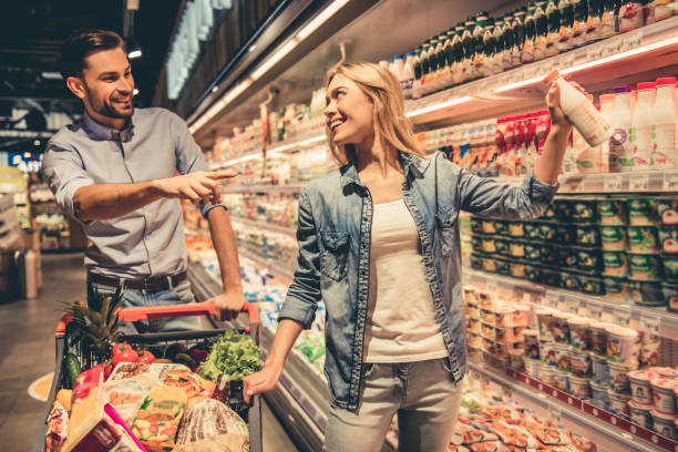 istock Couple at the supermarket 664446498