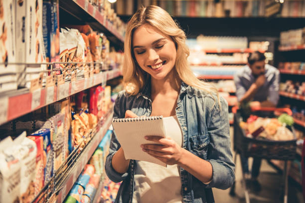 istock Couple at the supermarket 664446822