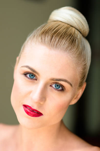 istock beauty porrtrait 664450720
