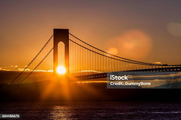 Sunset At The Bridge In New York Stock Photo - Download Image Now - Bay of Water, Brooklyn - New York, Architecture
