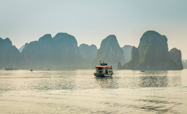 istock Cruising in Halong Bay, Vietnam 664607670