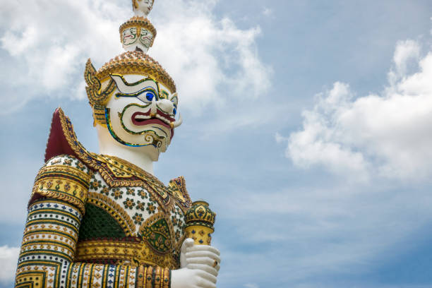 istock Statue of Giant at Wat Arun 664679730