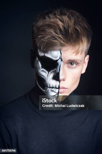 Bodypainting Helped Skull Man Portrait Stock Photo - Download Image Now - Adult, Bone, Boys - iStock Bodypainting Helped Skull Man Portrait Stock Photo - Download Image Now - Adult, Bone, Boys - Istock