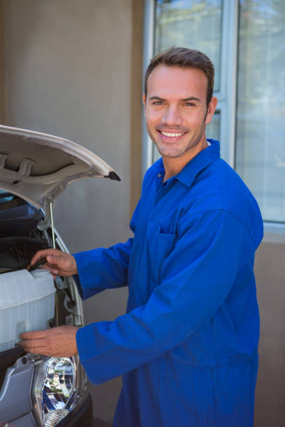 istock Mechanic examining the car 664835154