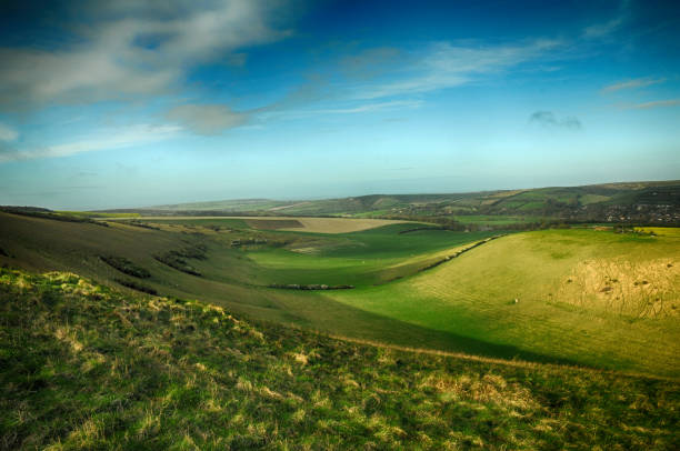 park narodowy south downs w east sussex - dirt road national park south downs footpath zdjęcia i obrazy z banku zdjęć