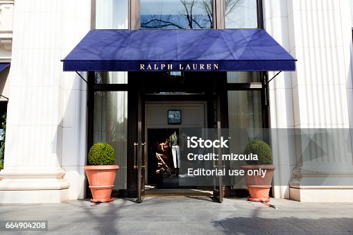 822 Ralph Lauren Restaurant Stock Photos, High-Res Pictures, and