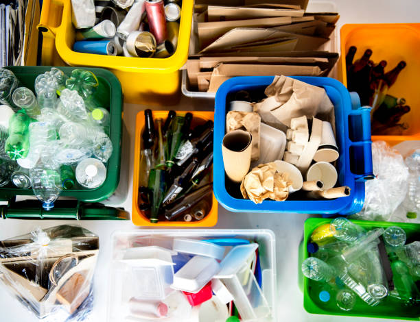 poubelle pour recycler et réduire l’écologie environnement - recyclage photos et images de collection