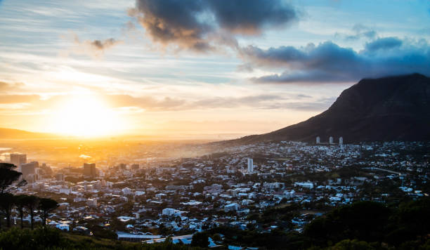 istock Cape Town city sunrise 665140256