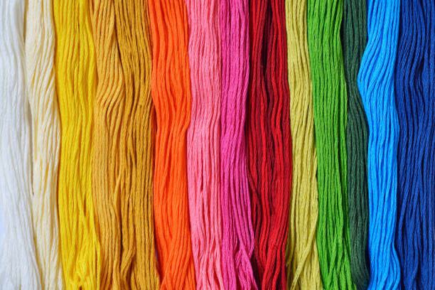 fili colorati per ricami o ricami - nobody colors wool cotton foto e immagini stock