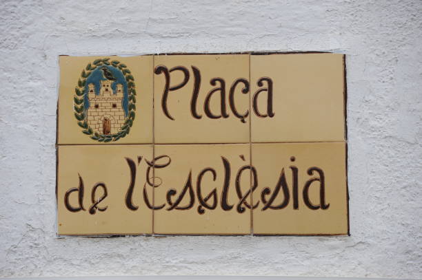 istock Road signs in Tossa del Mar - Spain 665177894