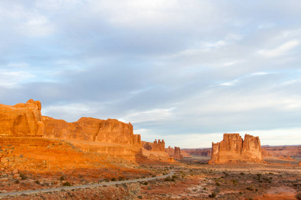 Accanto al Parco Nazionale Arches di Park Avenue - foto stock