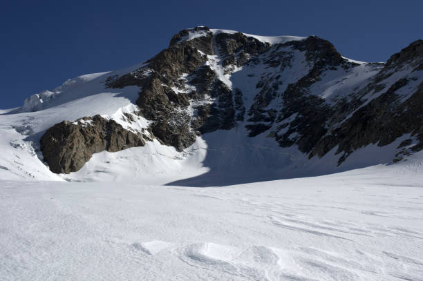 Monte Rosa Pyramide 3.300+ Fotos, Bilder und lizenzfreie Bilder zu Monte Rosa Fotos - iStock