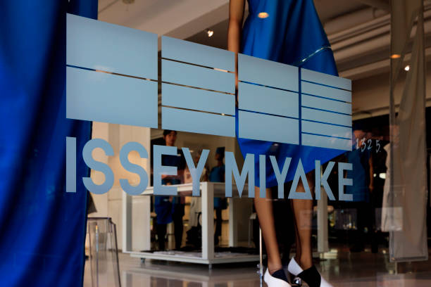 Issey Miyake Minato, Tokyo, Japan - March 11, 2017: Issey Miyake Butique in Aoyama, Minato, Tokyo: Issey MIiyake is a Japanese brand established by Issey Miyake. issey miyake stock pictures, royalty-free photos & images