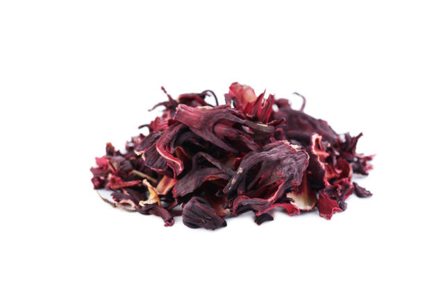 istock Heap of dry tea on white background 665367072