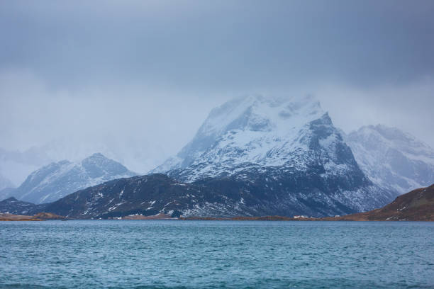istock Mountains of Lofoten 665410458