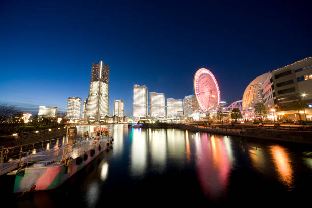 istock Minato Mirai the night 665460402
