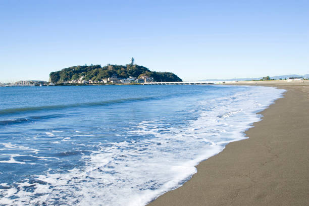 Fragment torrent East Beach and Enoshima