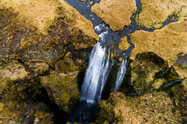 空撮の滝 - north cascades national park aerial view washington state usa ストックフォトと画像