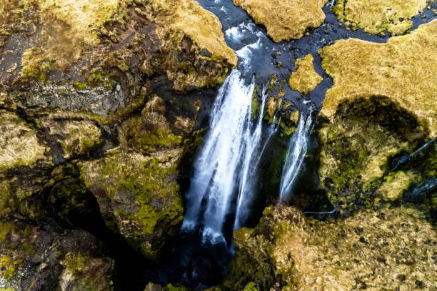 空撮の滝 - north cascades national park aerial view washington state usa ストックフォトと画像