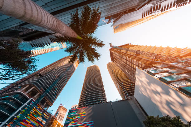 centro de la ciudad de miami - downtown district fotografías e imágenes de stock